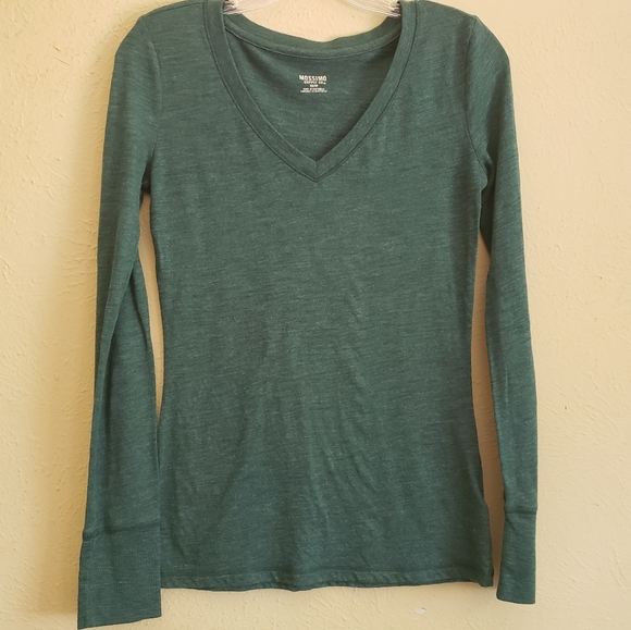 4/$25 Two Mossimo Supply Solid Long Sleeve Shirts - Picture 10 of 16